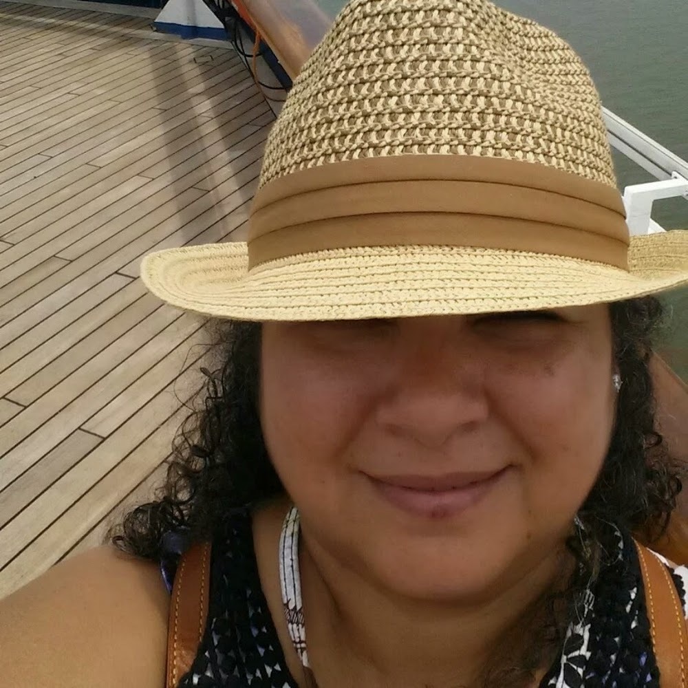 Meet your Posher, Cris